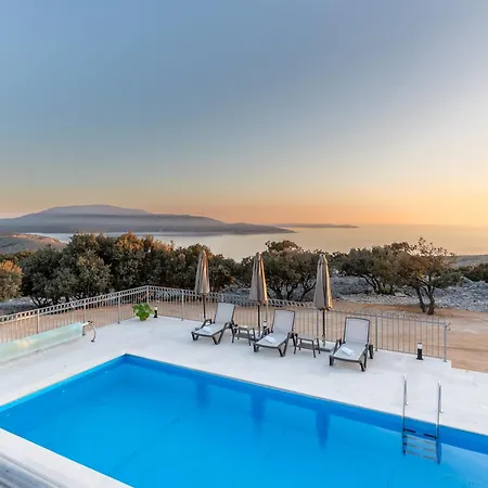 Lareva - Sunset View *